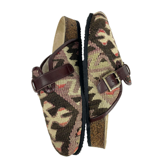 Cassia - UK 8 Ladies Carpet Clog
