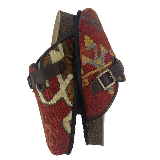 Clay - UK 8 Ladies Carpet Clog