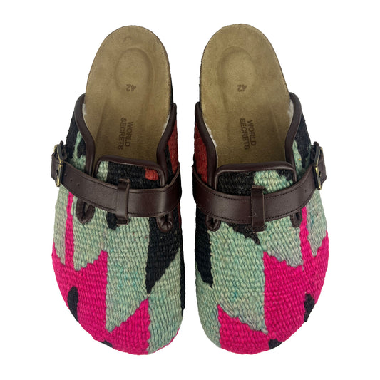 Milo - EU 42 Unisex Carpet Clog