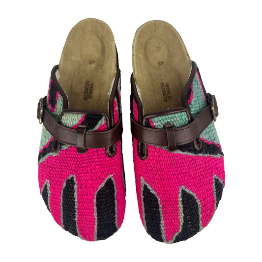 Blaze - EU 45 Unisex Carpet Clog