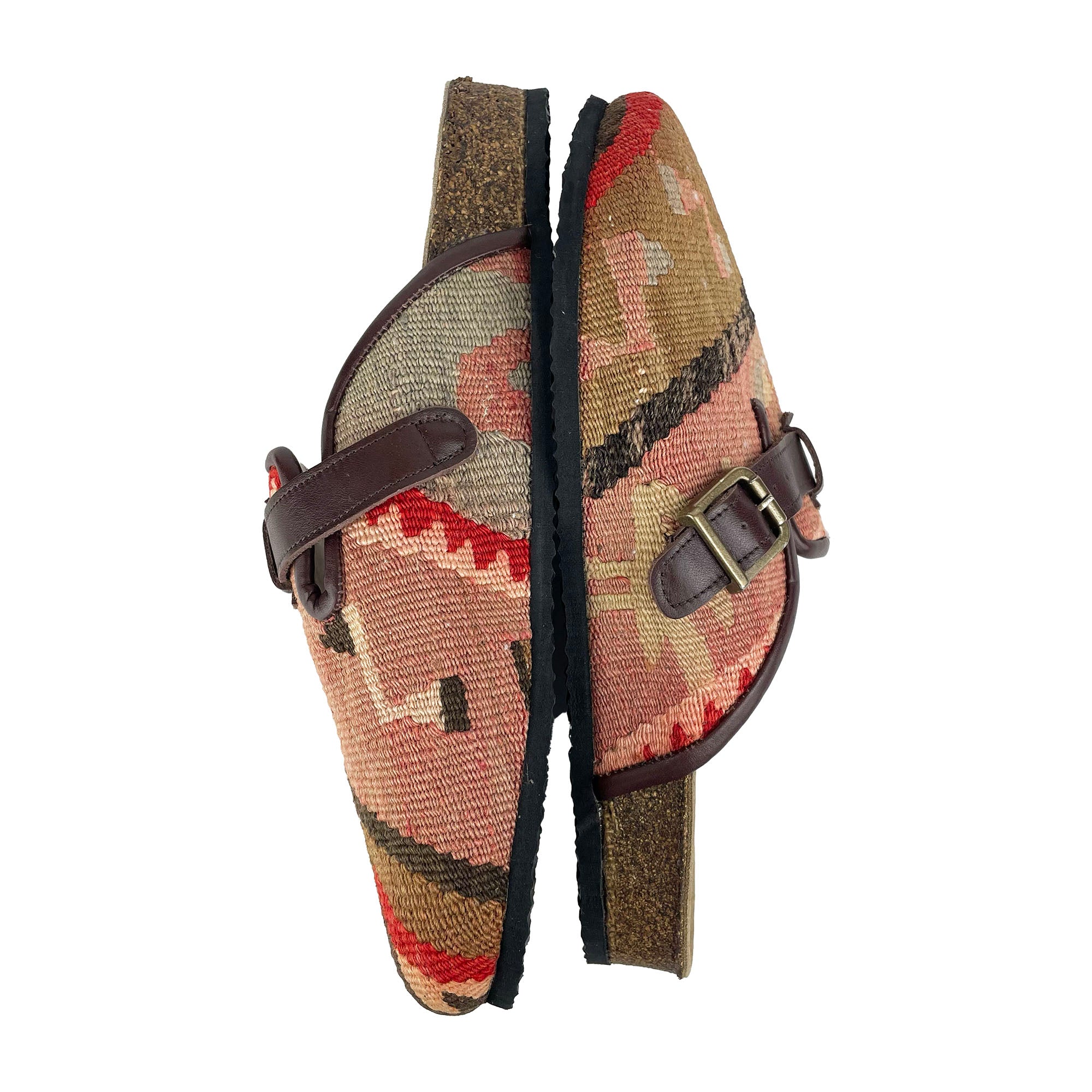 Billy - EU 44 Unisex Carpet Clog