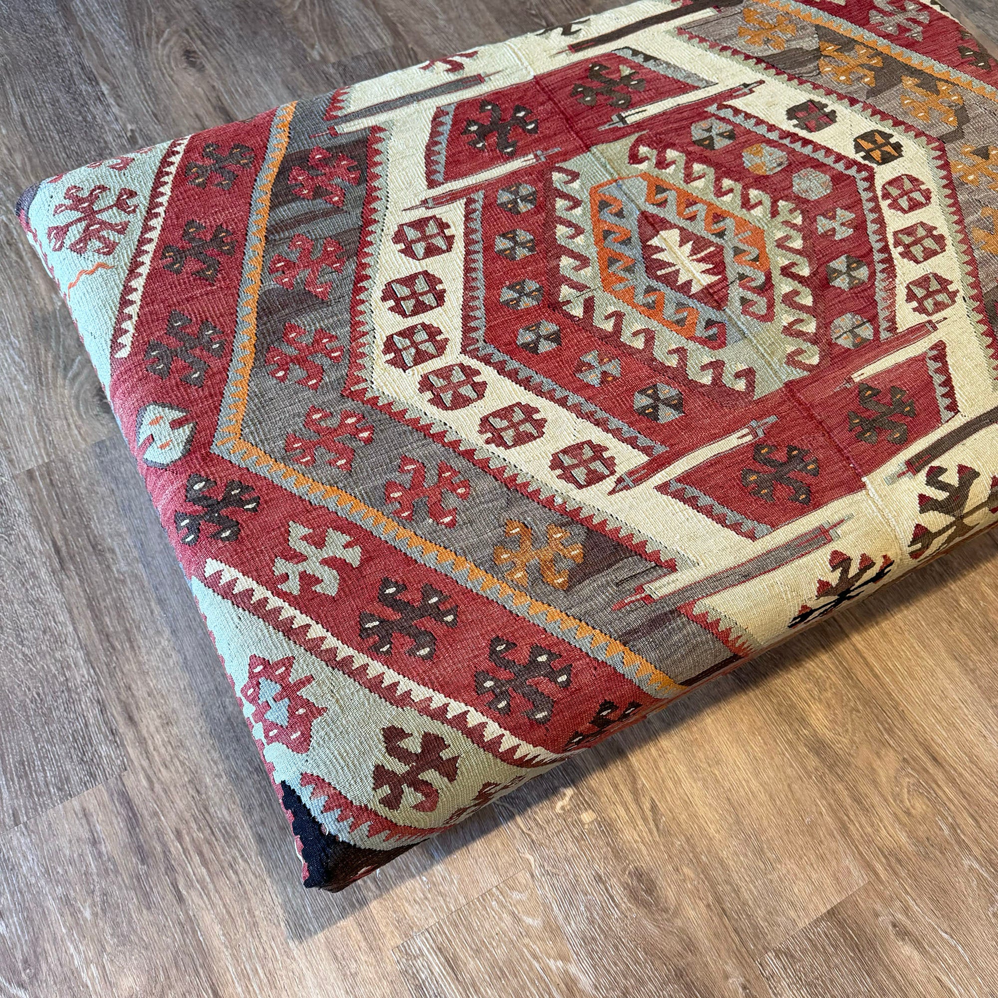 Sage - Kilim Magazine Stool