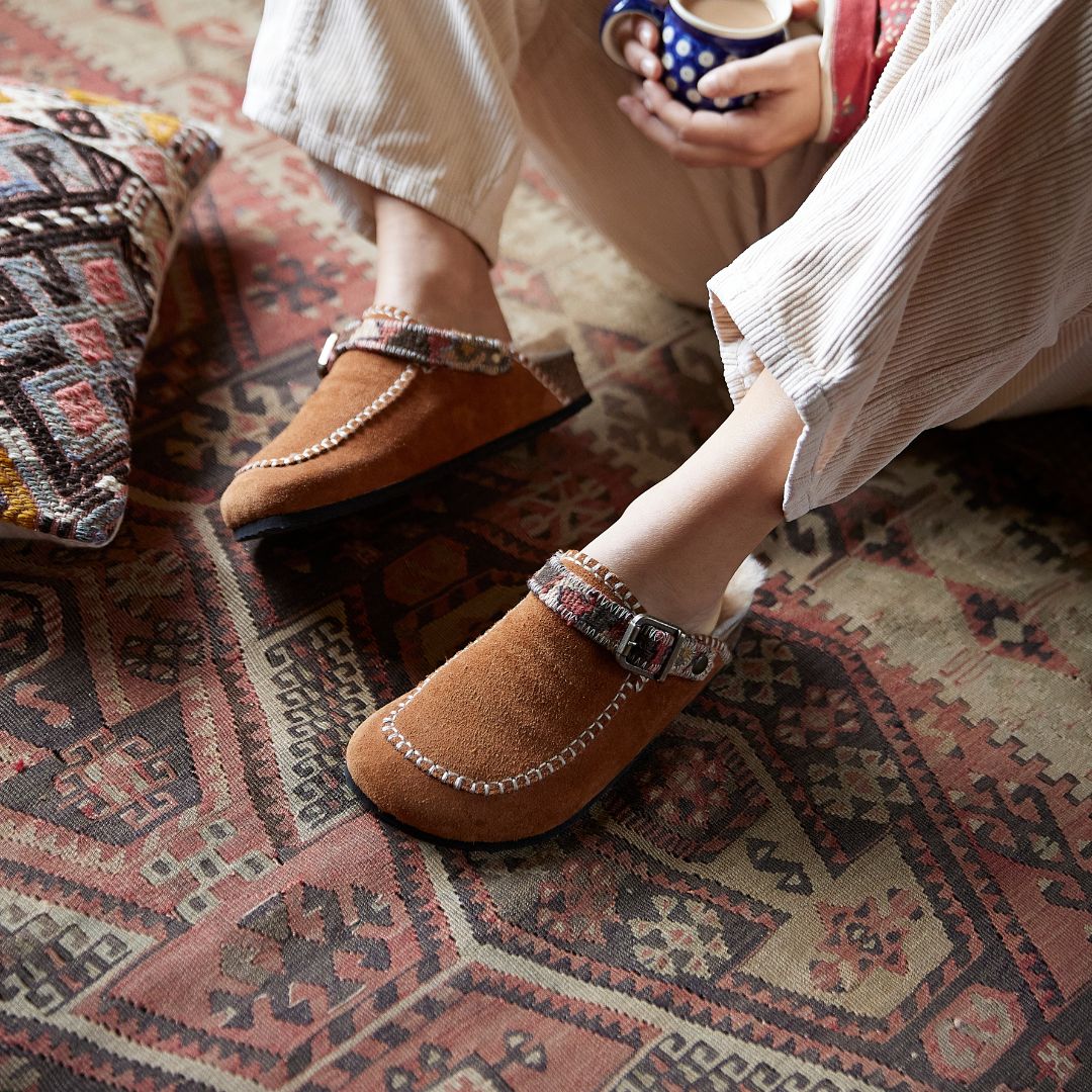 Nomad Clogs