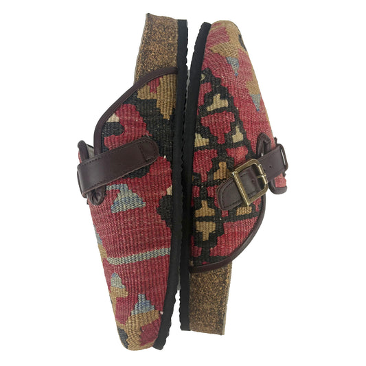 Aspen - UK 7 Ladies Carpet Clog