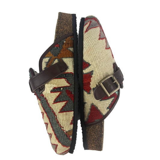 River - UK 6 Ladies Carpet Clog