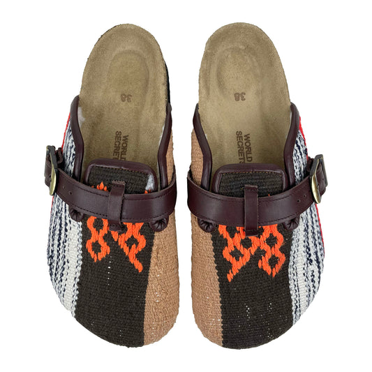 Castle - UK 5 Ladies Carpet Clog