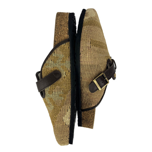 Salcombe - EU 42 Unisex Carpet Clog