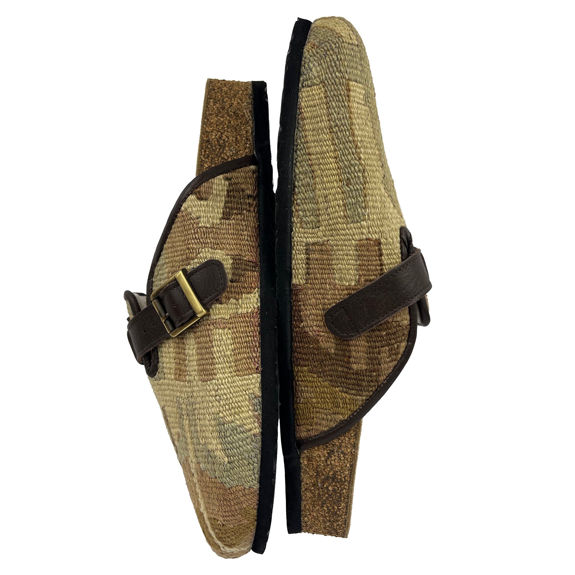 Max - EU 43 Unisex Carpet Clog