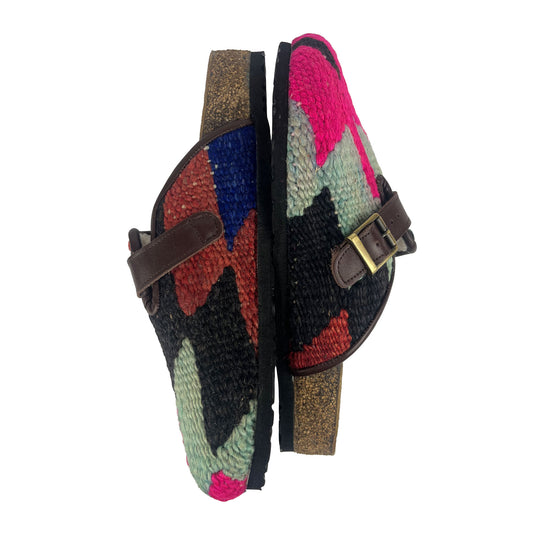Milo - EU 42 Unisex Carpet Clog