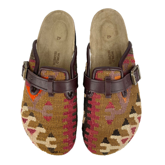 Sangria - EU 42 Unisex Carpet Clog