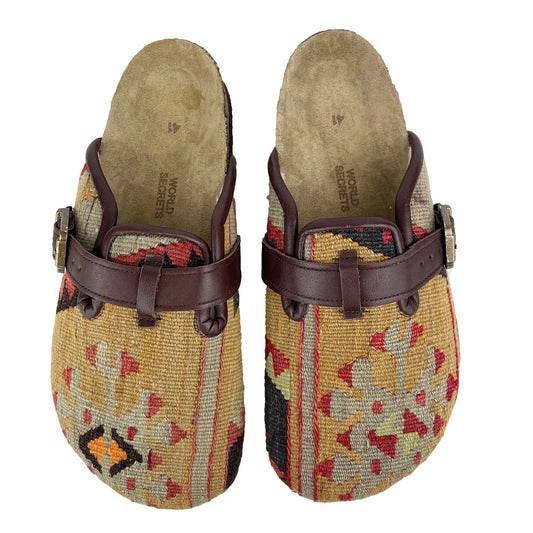 Bay - UK 8 Ladies Carpet Clog