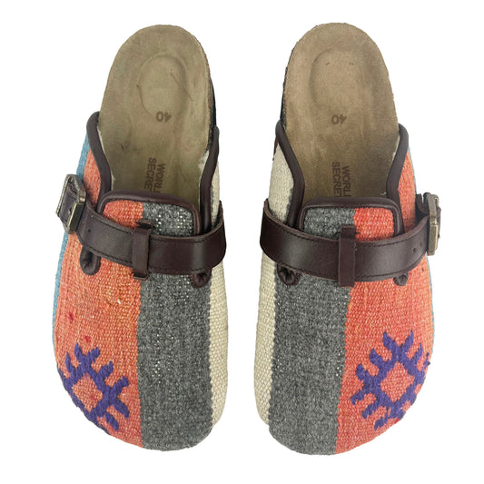 Chestnut - UK 7 Ladies Carpet Clog