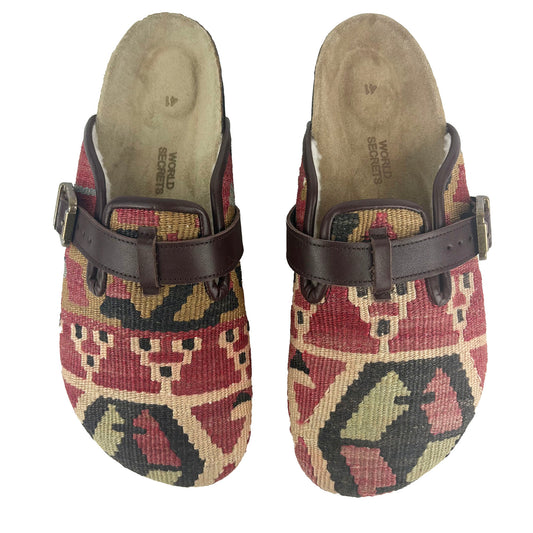Bay - UK 8 Ladies Carpet Clog