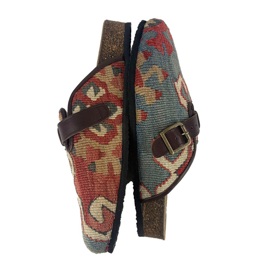 Chelsea - EU 42 Unisex Carpet Clog