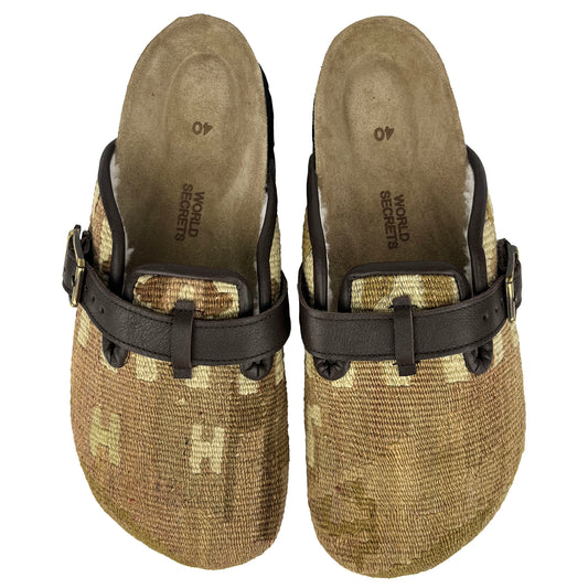 Earth - UK 7 Unisex Carpet Clog