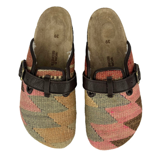 Vanilla - UK 6 Unisex Carpet Clog
