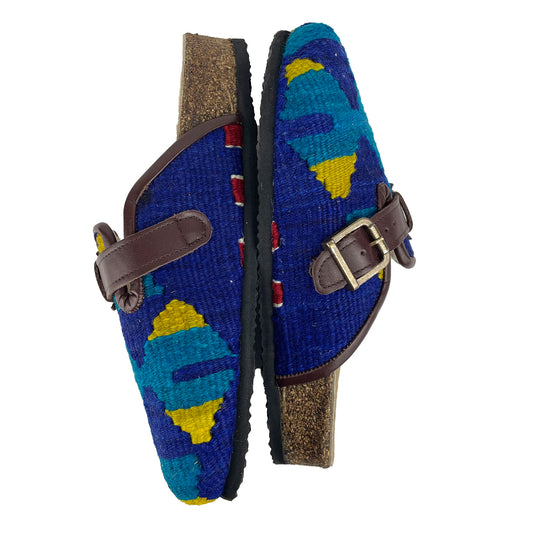 Clover - UK 5 Ladies Carpet Clog