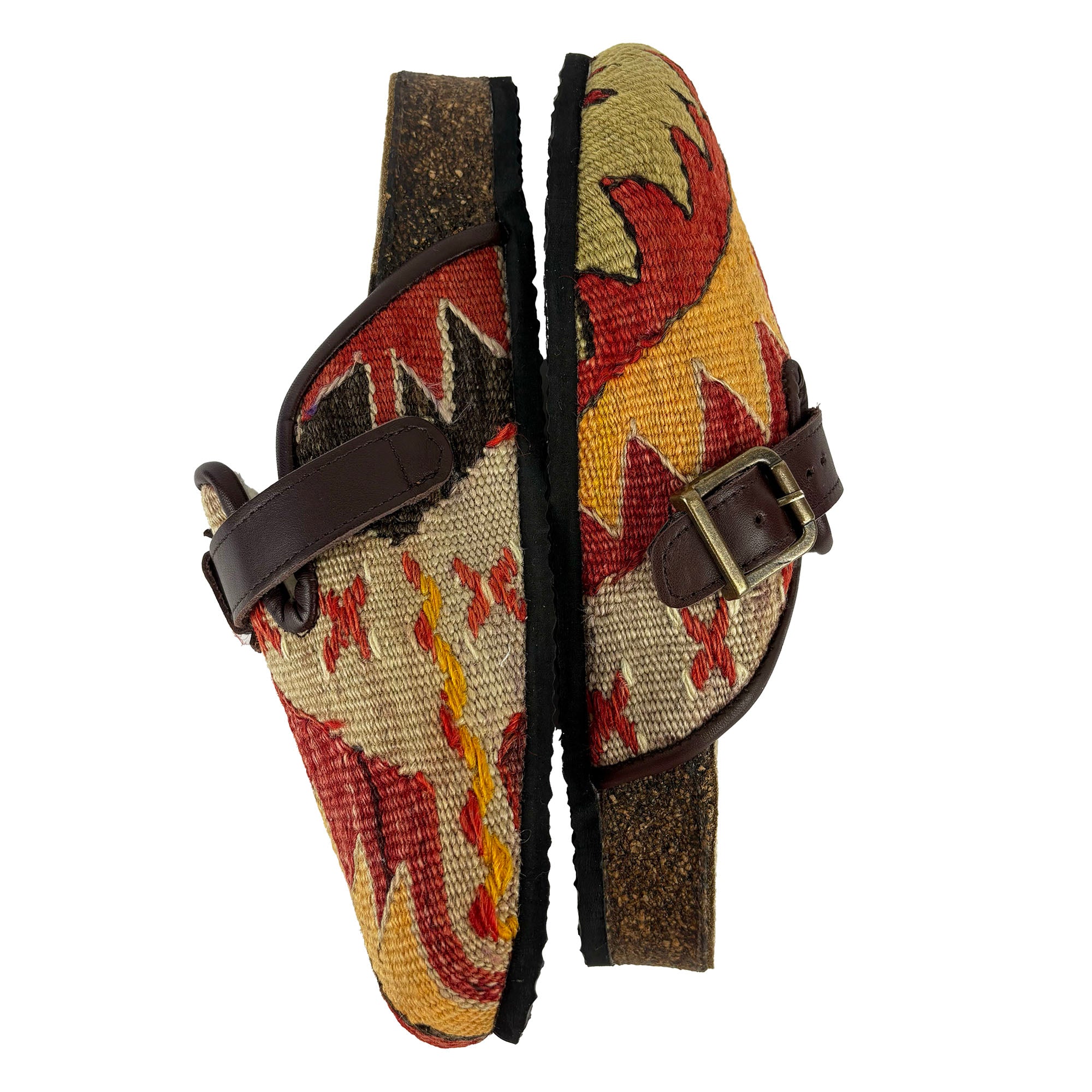 Lula - UK 6 Ladies Carpet Clog