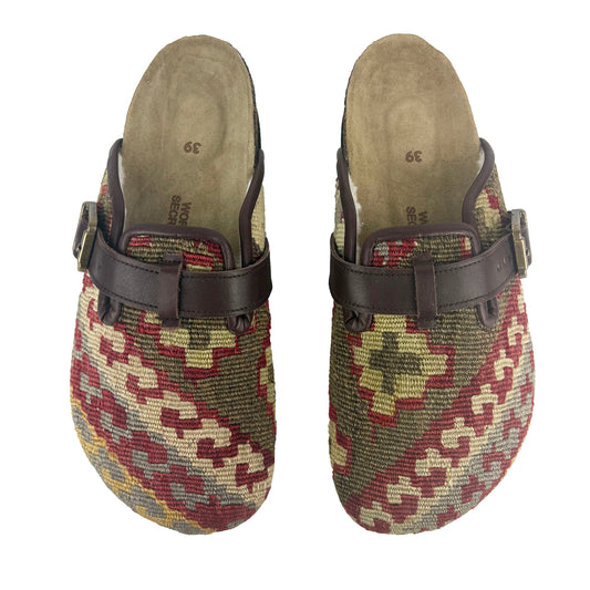 Cammi - UK 6 Ladies Carpet Clog