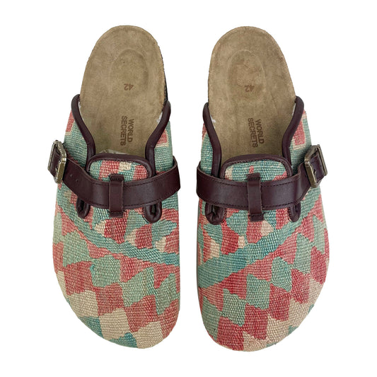 Milo - EU 42 Unisex Carpet Clog