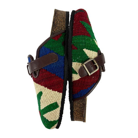 Cedar - UK 7 Ladies Carpet Clog