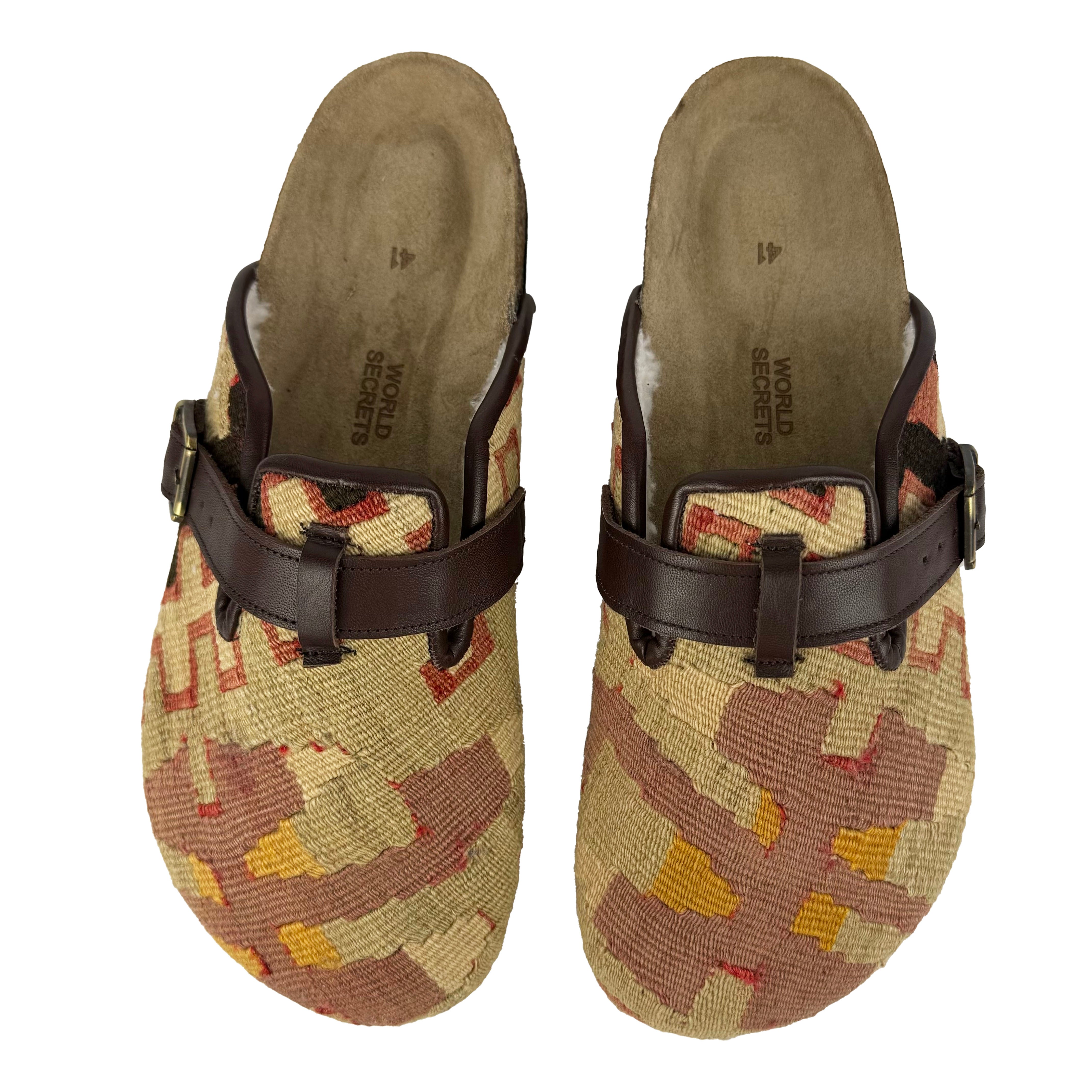 Clay - UK 8 Ladies Carpet Clog