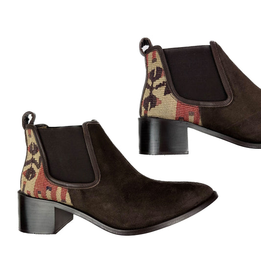 Sunday - UK 8 Ladies Bronco Boots