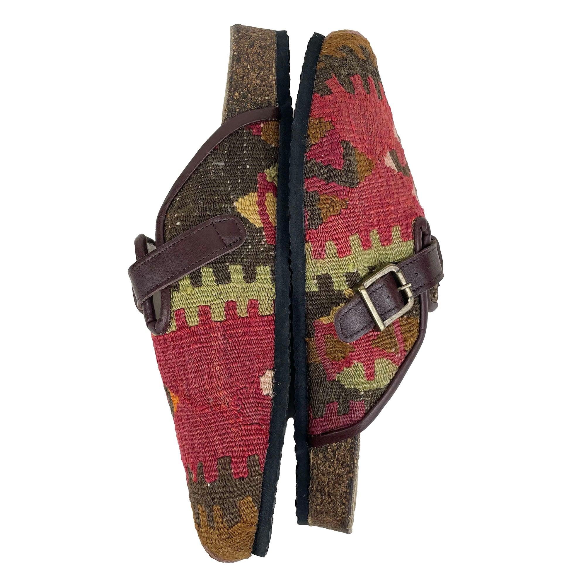 Clove - EU 45 Unisex Carpet Clog