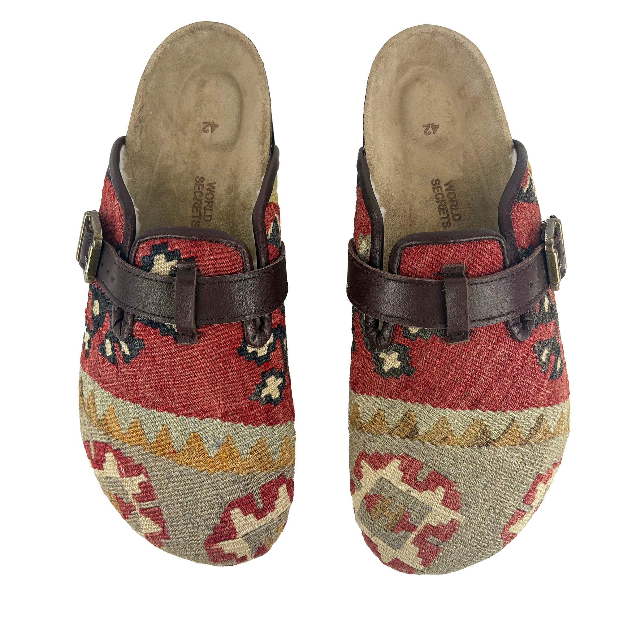 Sangria - EU 42 Unisex Carpet Clog