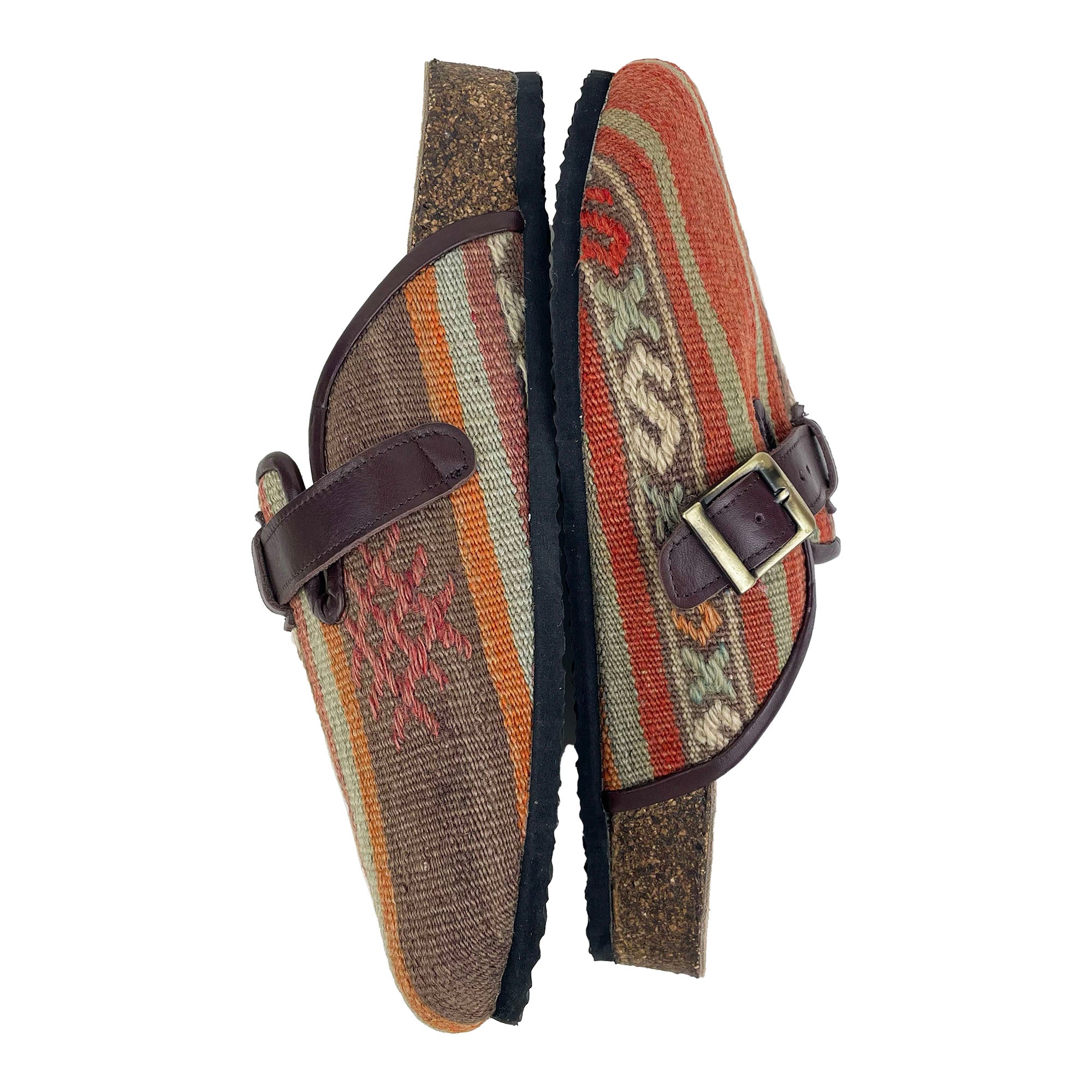 Fir - EU 42 Unisex Carpet Clog