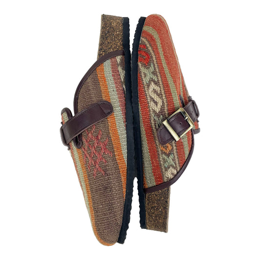 Fir - EU 42 Unisex Carpet Clog