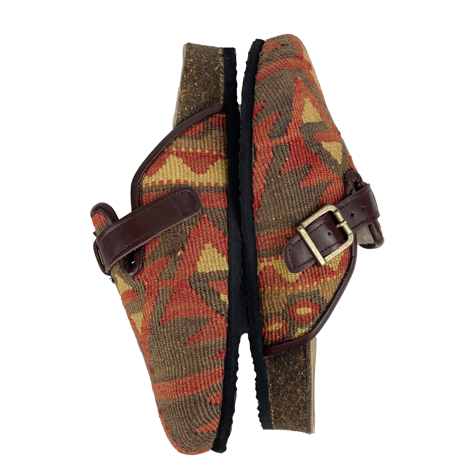 Kensington - UK 7 Ladies Carpet Clog