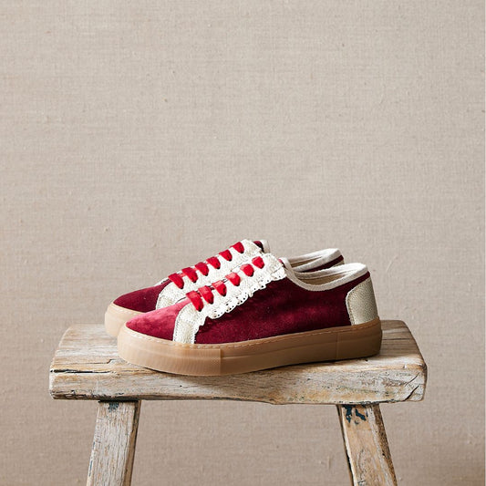 Frill Seekers - 'She Who Dares' Sneakers