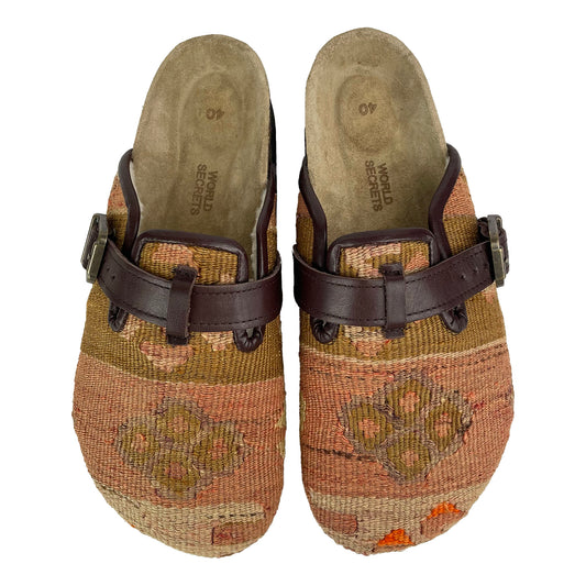 Cedar - UK 7 Ladies Carpet Clog