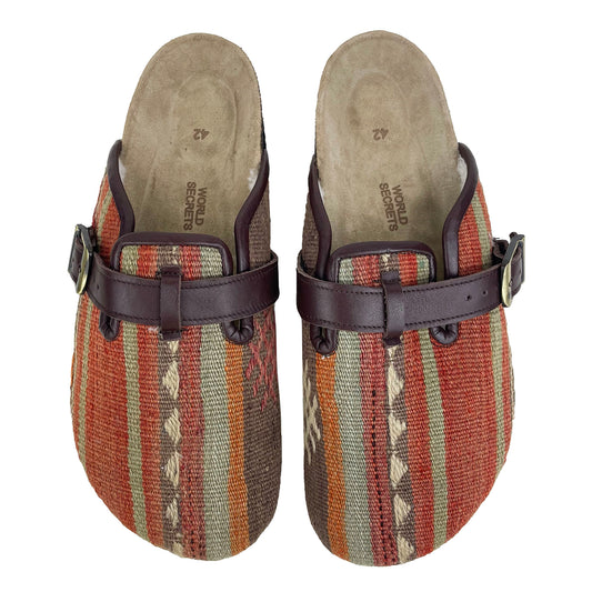 Fir - EU 42 Unisex Carpet Clog
