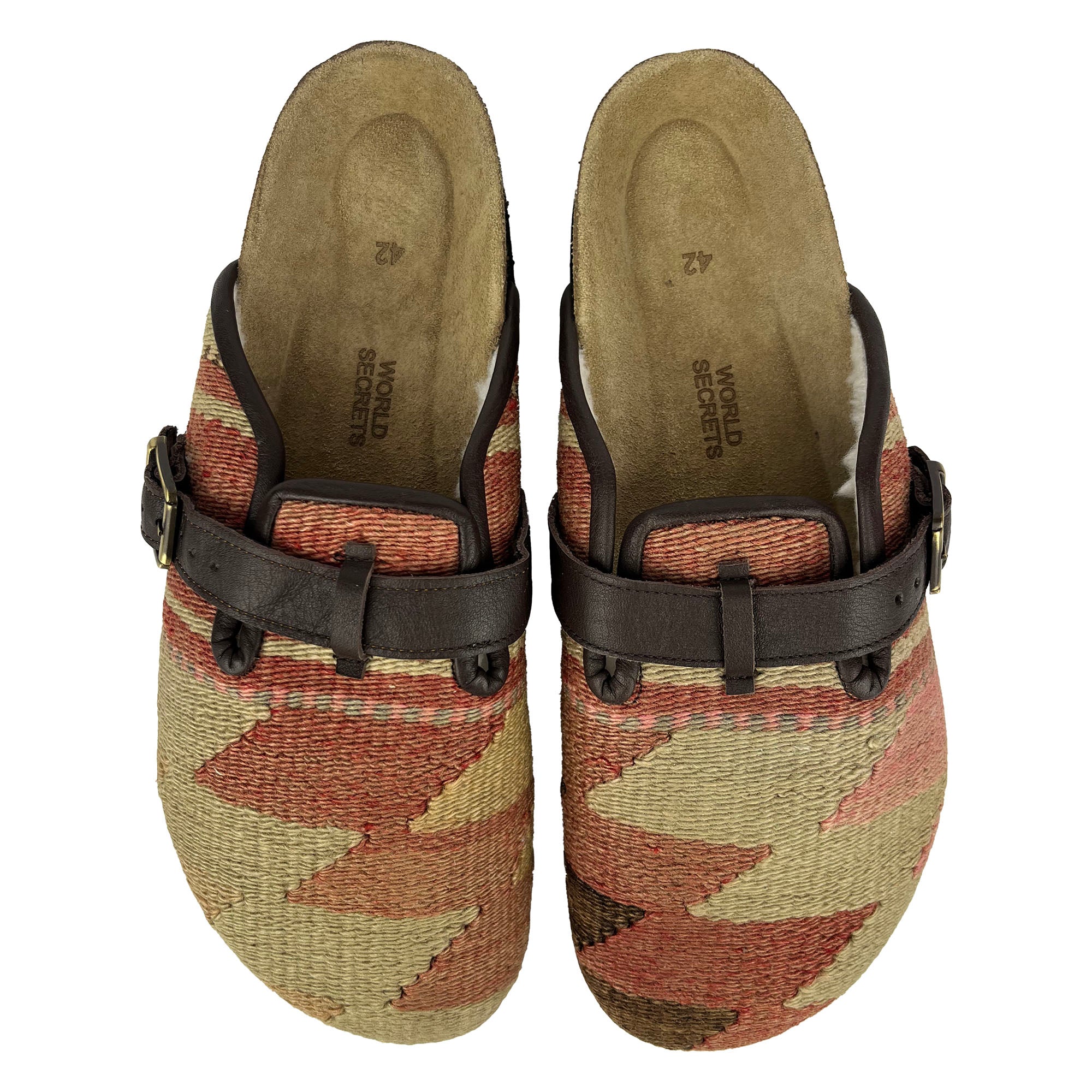 Fir - EU 42 Unisex Carpet Clog