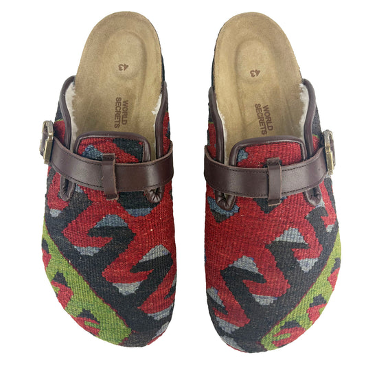Capri - EU 43 Unisex Carpet Clog