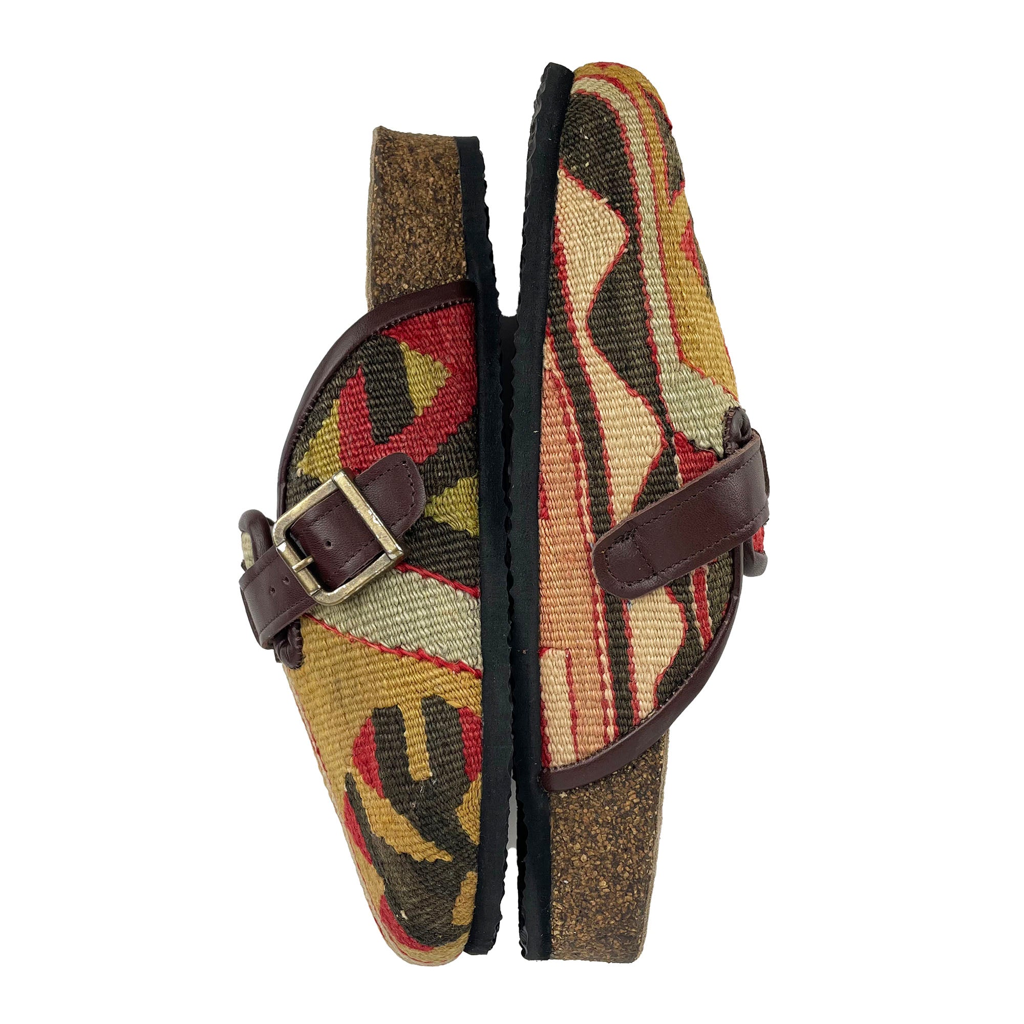 Lula - UK 6 Ladies Carpet Clog