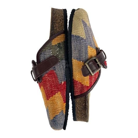 Flame - UK 5 Ladies Carpet Clog