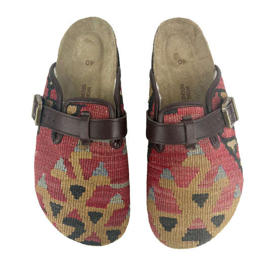 Aspen - UK 7 Ladies Carpet Clog
