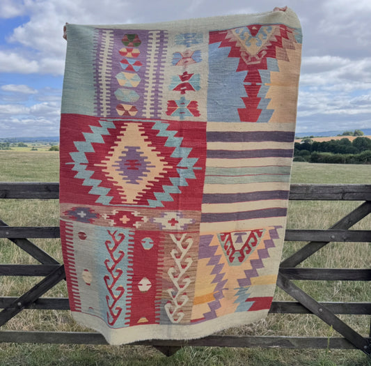 Patchwork Sky - 125cm x 180cm