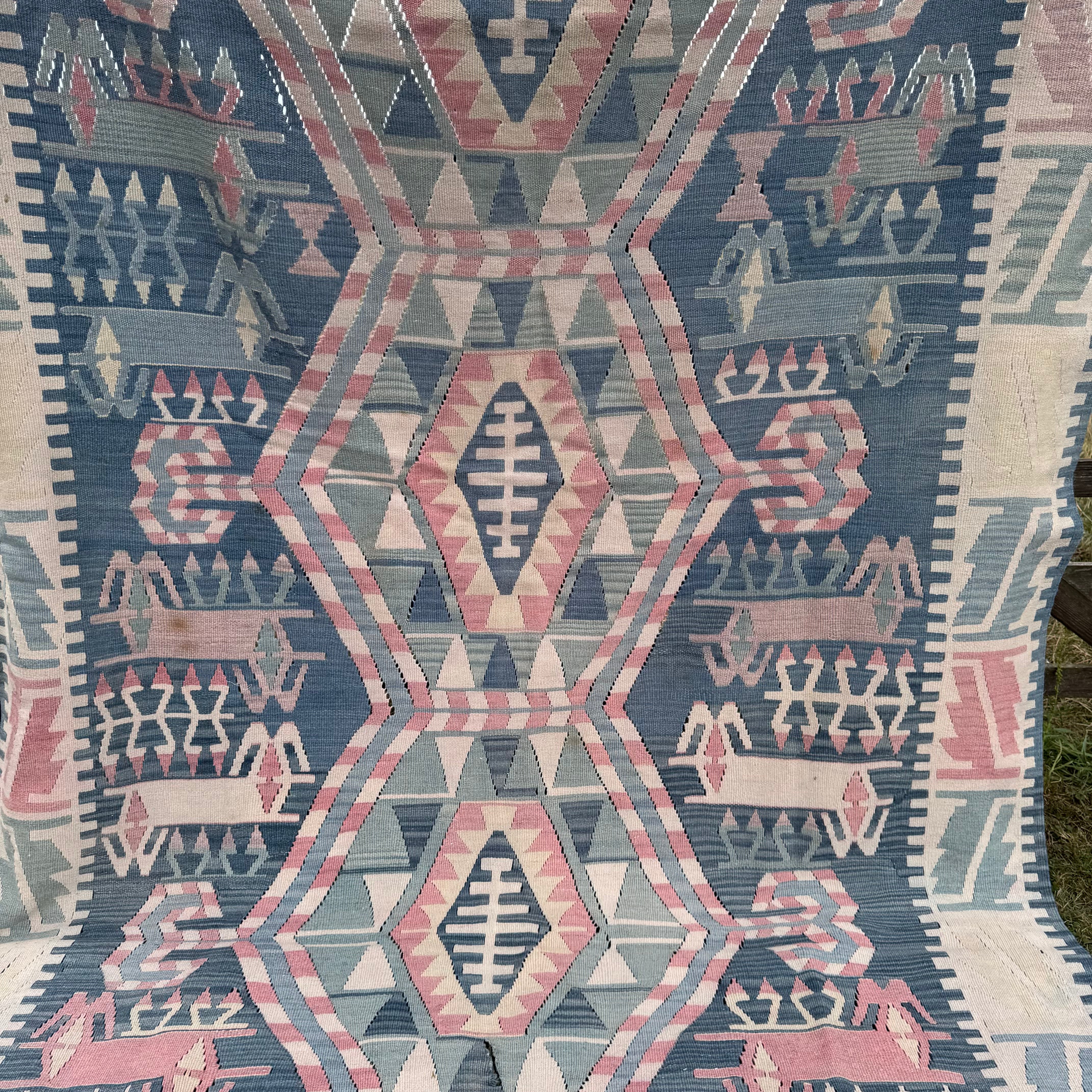 Pastel - 184cm x 290cm
