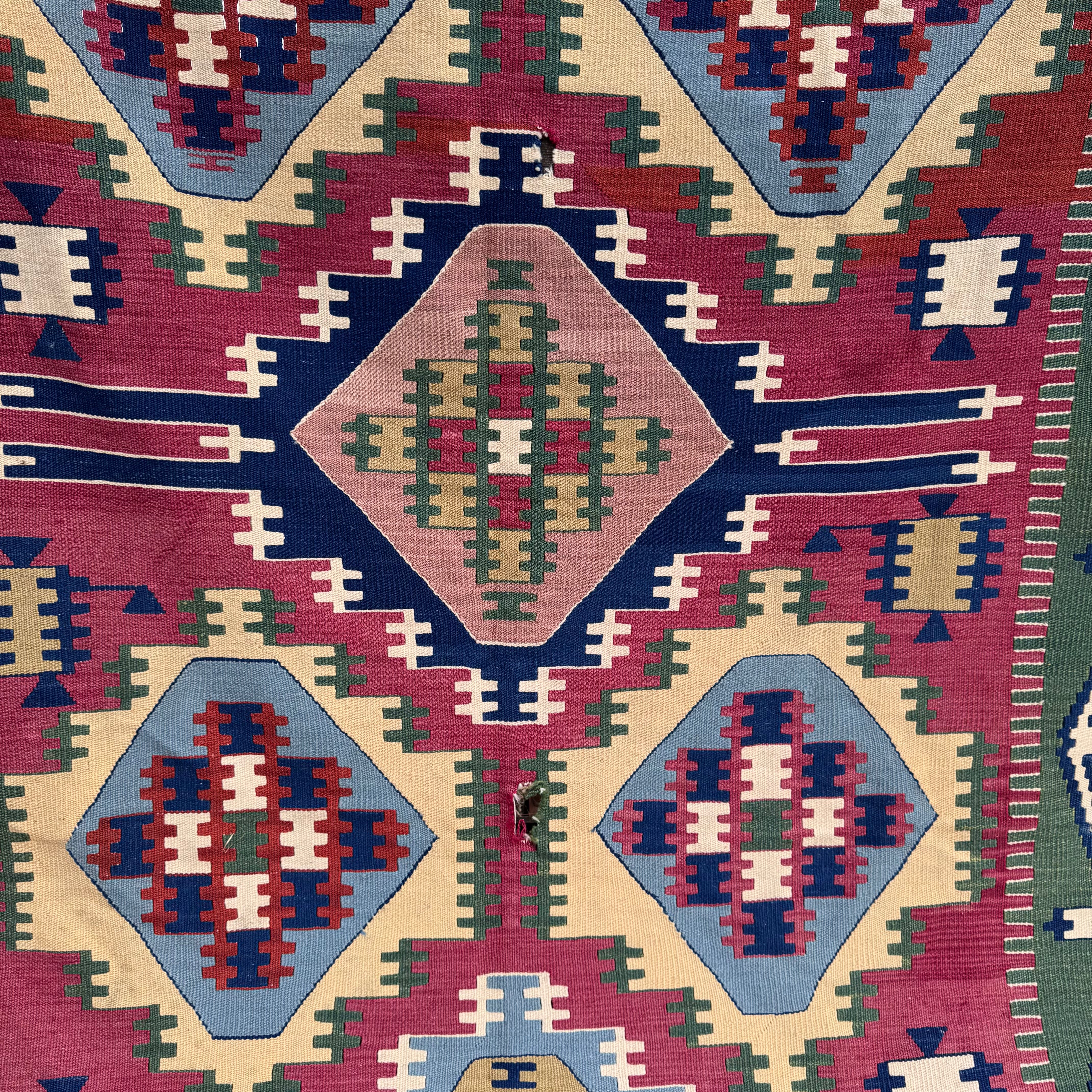 Checker - 169cm x 224cm