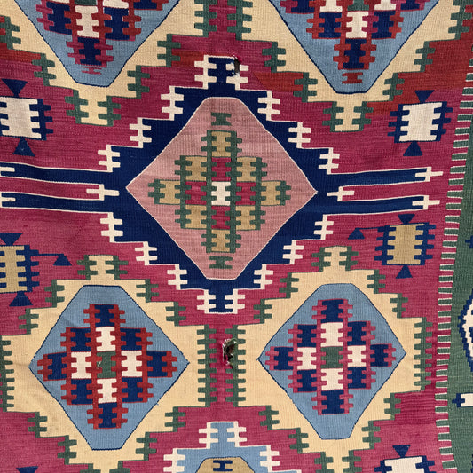 Checker - 169cm x 224cm