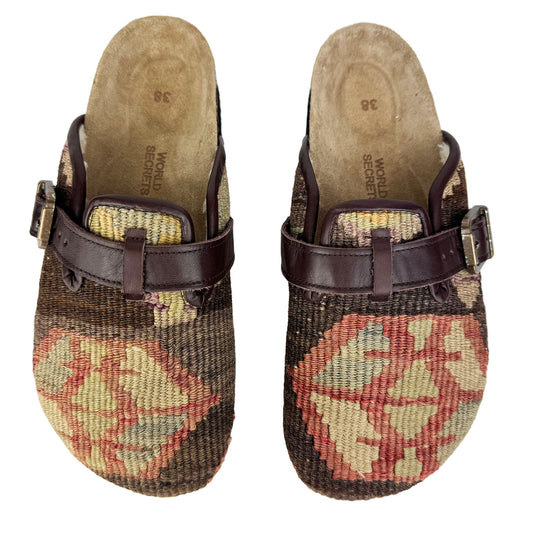 Onyx - UK 5 Ladies Carpet Clog