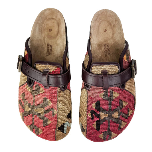 Ginger - UK 8 Ladies Carpet Clog