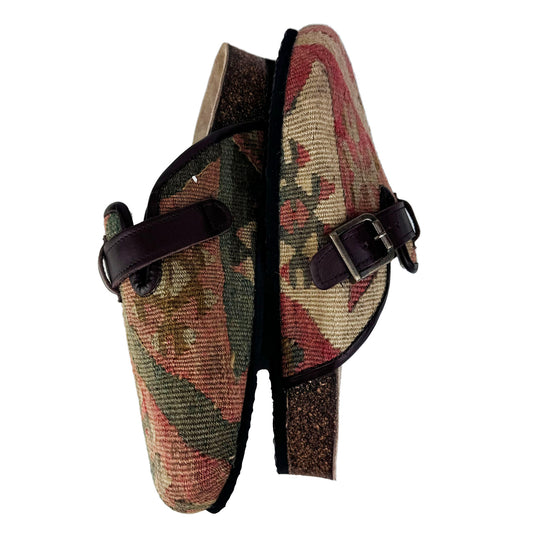 Geranium - UK 8 Ladies Carpet Clog