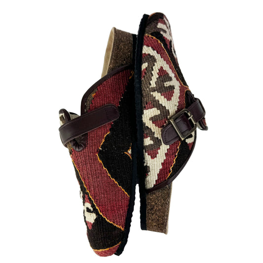 Bark - EU 43 Unisex Carpet Clog