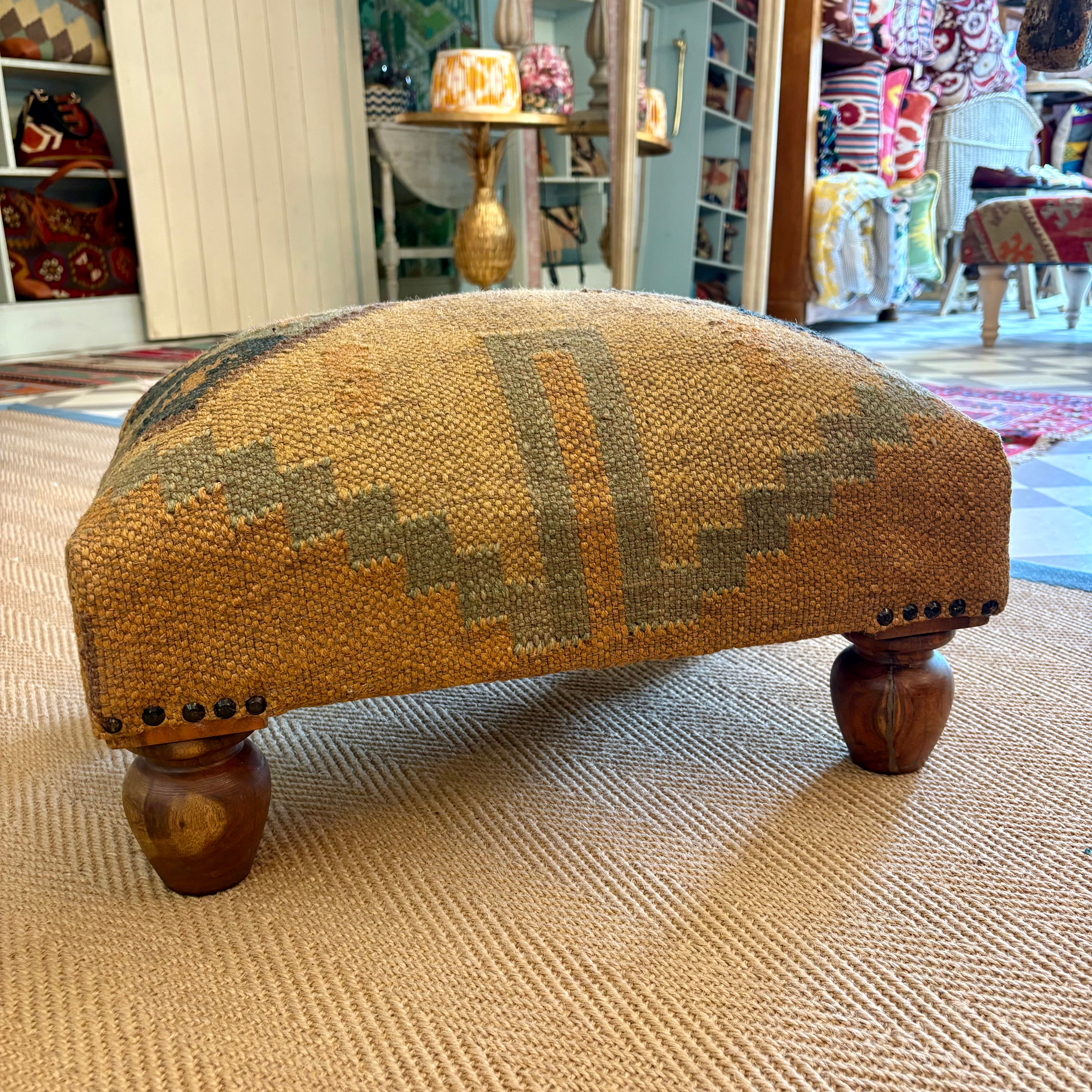 Manchego - Indian Kilim Footstool