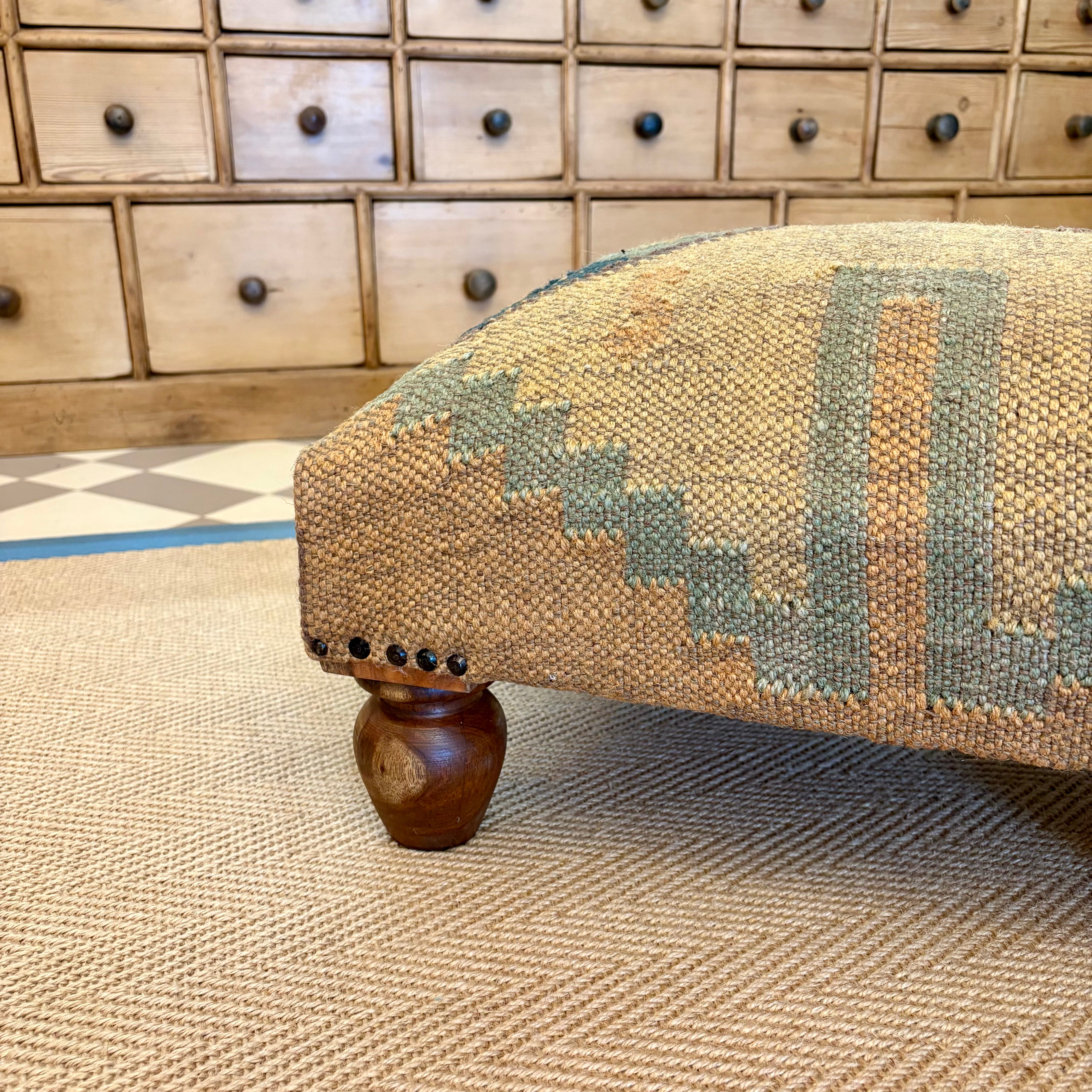 Manchego - Indian Kilim Footstool